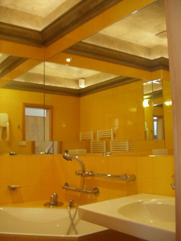Hotel Anton Telč Eksteriør billede
